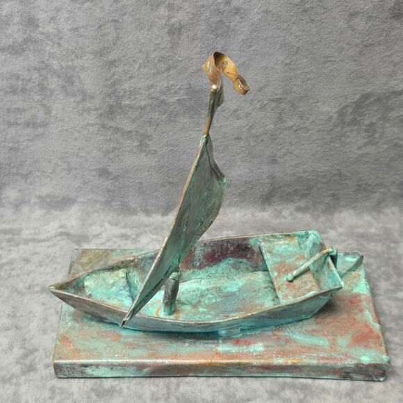 Vintage Copper Brass Tone Metal Sailboat w. Movable Sail Nautical Ship Boat Sea - Picture 2 of 11